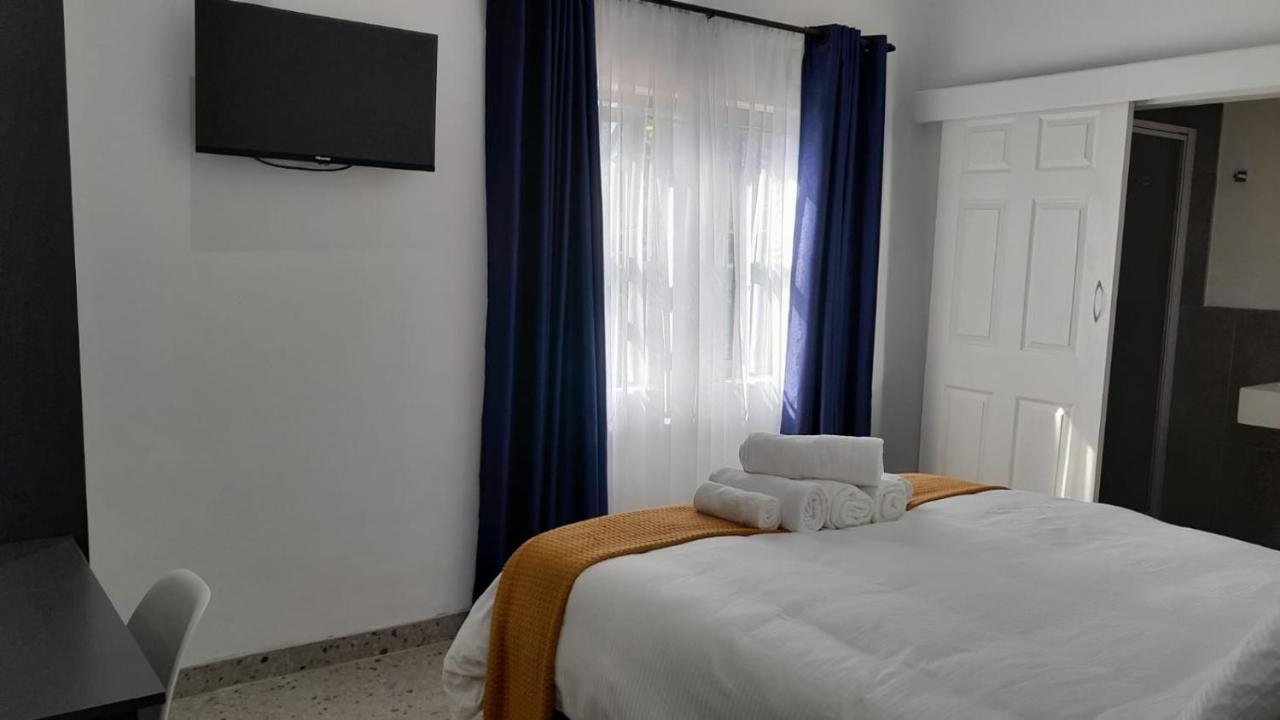 The Wishing Well Guest House Self-Catering Port Edward Buitenkant foto